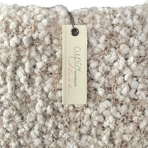 Cupio Thick Soft Textured Tan and white V-Neck Sweater Sz: 2X NWT - Picture 5 of 10